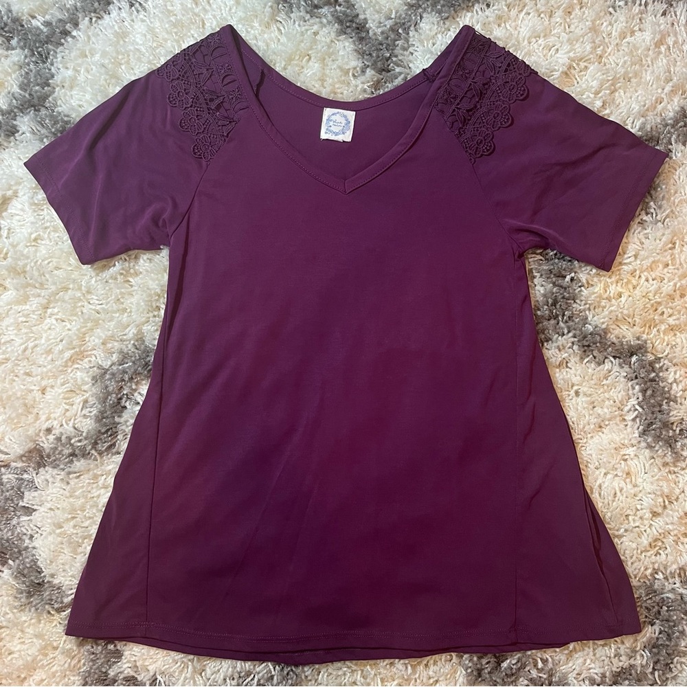 NWOT Francesca’s top